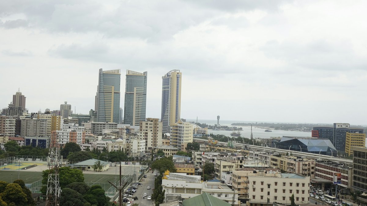 Tours de bureaux et immeubles du centre de Dar es Salaam, en Tanzanie